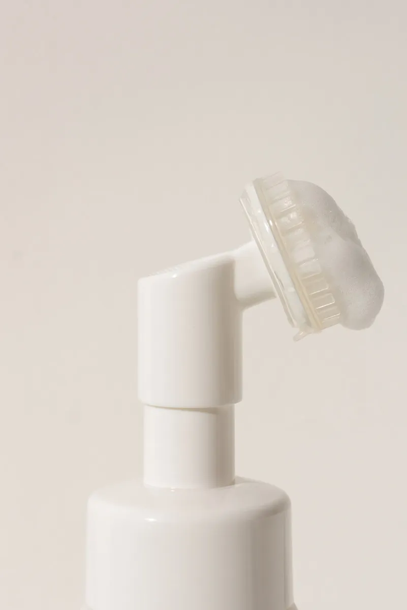Imagem 2 de 10 de Espuma De Limpeza Facial 100% Natural e Vegana 150ml - Yayá Natural