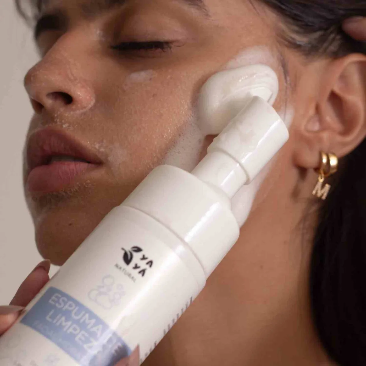Imagem 5 de 10 de Espuma De Limpeza Facial 100% Natural e Vegana 150ml - Yayá Natural