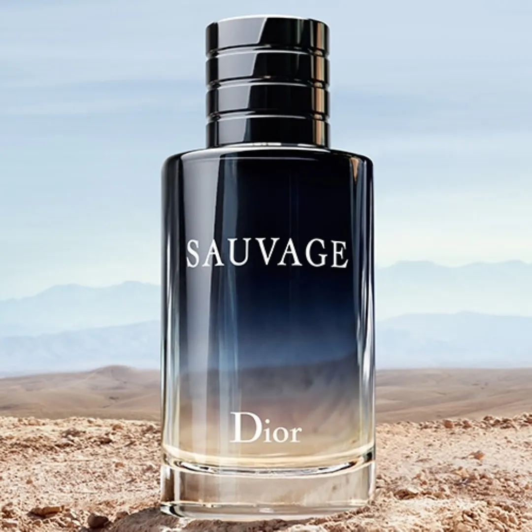 Imagem 3 de 3 de Dior Sauvage Tradicional EDT 200ml para masculino