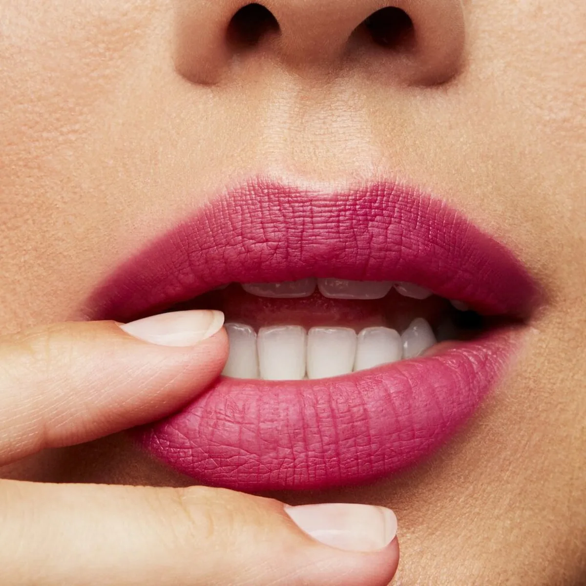 M A C - Batom Retro Matte - Flat Out Fabulous 3g Acabamento Mate
