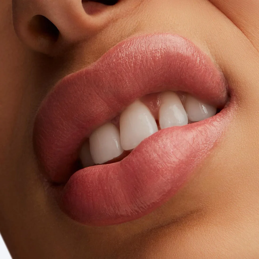 Batom Labial Lustreglass Sheer Shine Mac 3g Color Thanks - Its M·a·c